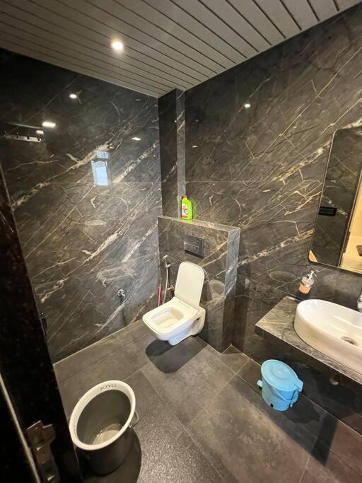 Stayhaven Starmount 4Bhk & Pool Mumbai Bagian luar foto